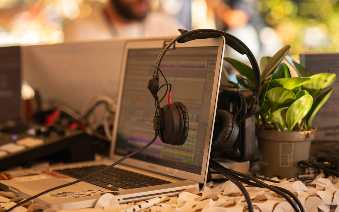 Plateau radio – Radio Aviva